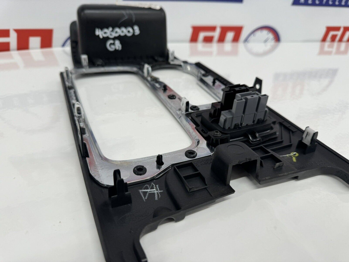 2017-2020 FORD FUSION ENERGI TI CENTER CONSOLE SHIFTER BEZEL COVER TRIM OEM