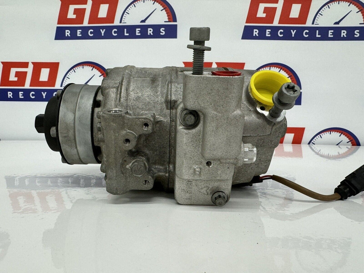 07-12 AUDI Q7 A8 S8 R8 4.2 5.2L AC AIR CONDITIONING COMPRESSOR 4E0260805AS OEM